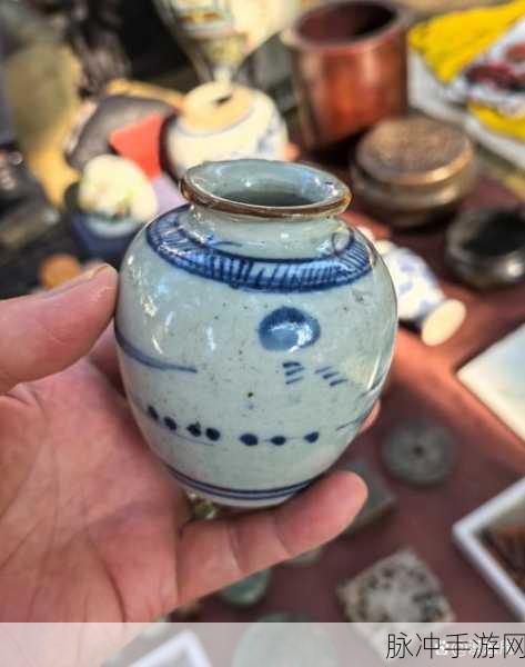 探秘粉青釉反口石榴尊，青花瓷器的传奇之旅