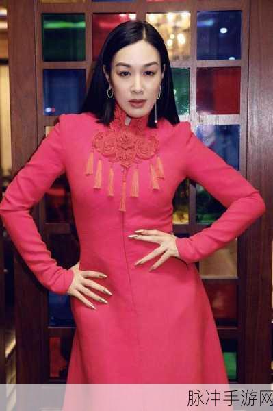 桃红色jeep官方主打进口：全新桃红色Jeep：官方主打进口之选，展现独特个性与风采