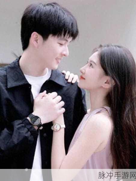 男生的坤坤伸到女生的桃子里：男生坤坤大胆探索，女生桃子甜蜜互动的故事。