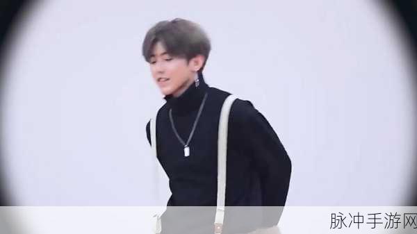 坤坤陆队桃子：坤坤陆队桃子的甜蜜冒险与成长故事