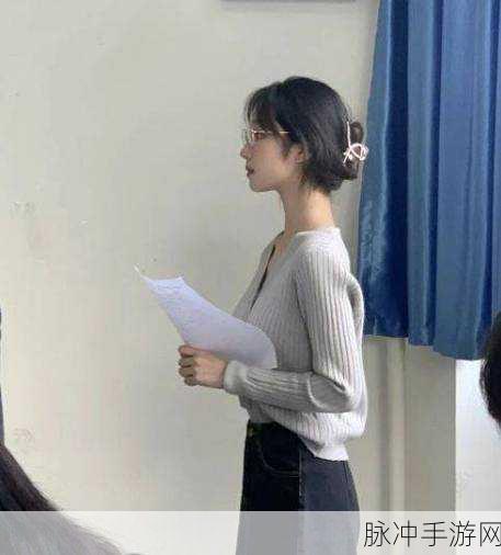 四大校花婉莹农民工：“四大校花与农民工的情感故事：逆境中的真爱”