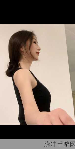 反差婊吃瓜黑：反差萌的她：吃瓜群众眼中的黑暗与光明交织