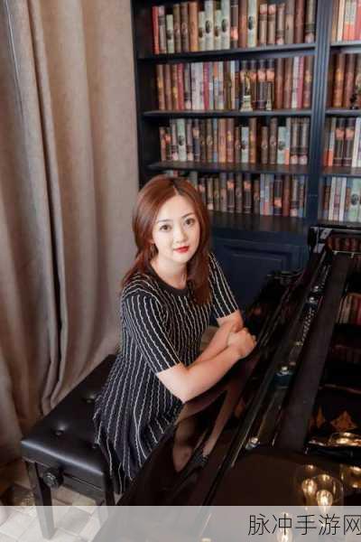 周莹躲进被子里：周莹在被子里藏身，心中涌动万千思绪与情感。