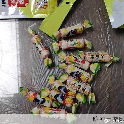 老师大白兔衬衫抖：大白兔衬衫：甜蜜童年回忆的新时尚选择