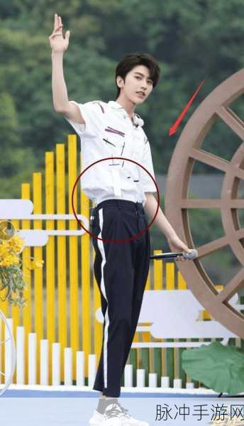把男坤坤放在女生坤坤：将男坤坤与女生坤坤结合，打造全新形象魅力。