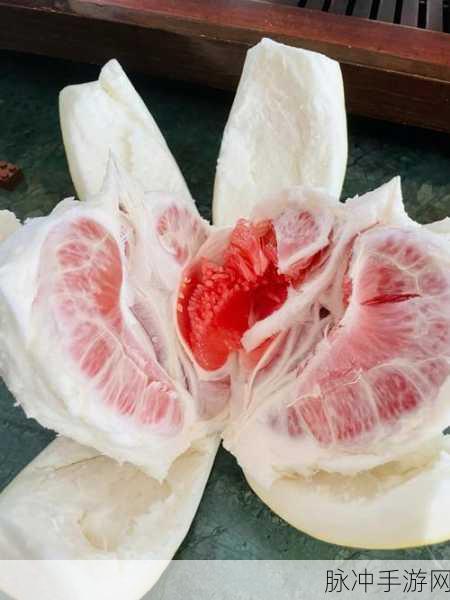 黄色蜜柚小视频：“探秘黄色蜜柚的美味世界，分享独特种植技巧与食用方法！”