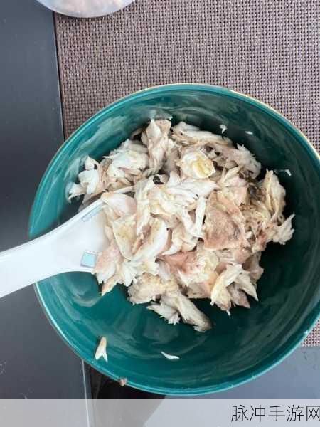 老公一边亲着一面膜下奶：老公温柔一吻，助我轻松面膜下奶的幸福时光